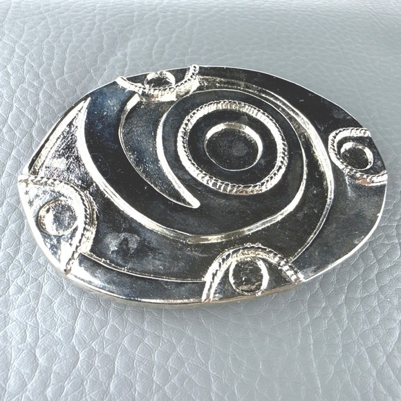 Vintage Belt Buckle Brooch Brutalist Abstract Modernist Silver Tone Oval Pin - Picture 2 of 9